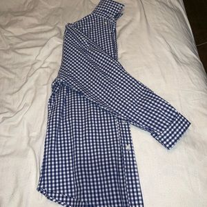 Blue and white collar shits